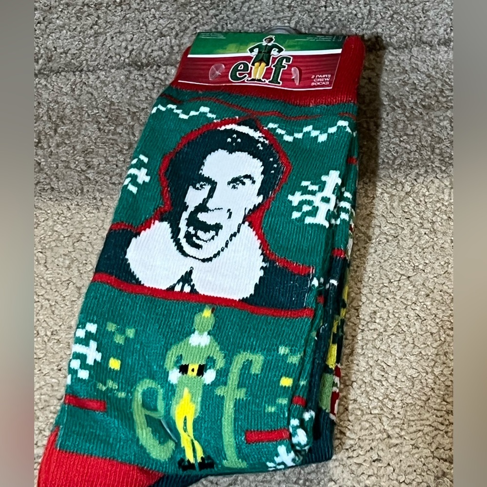 Brand New W/ Tags Buddy the  Elf Movie Green Crew Socks Unisex 2 pair size 6-12
